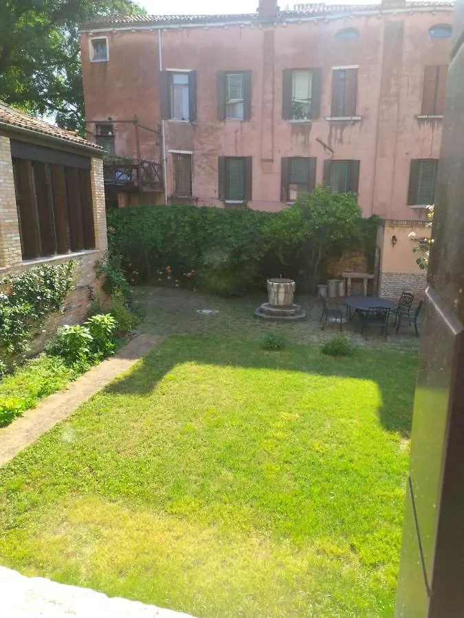Pansiyon Zen Accommodation Grand Canal Venedik İtalya