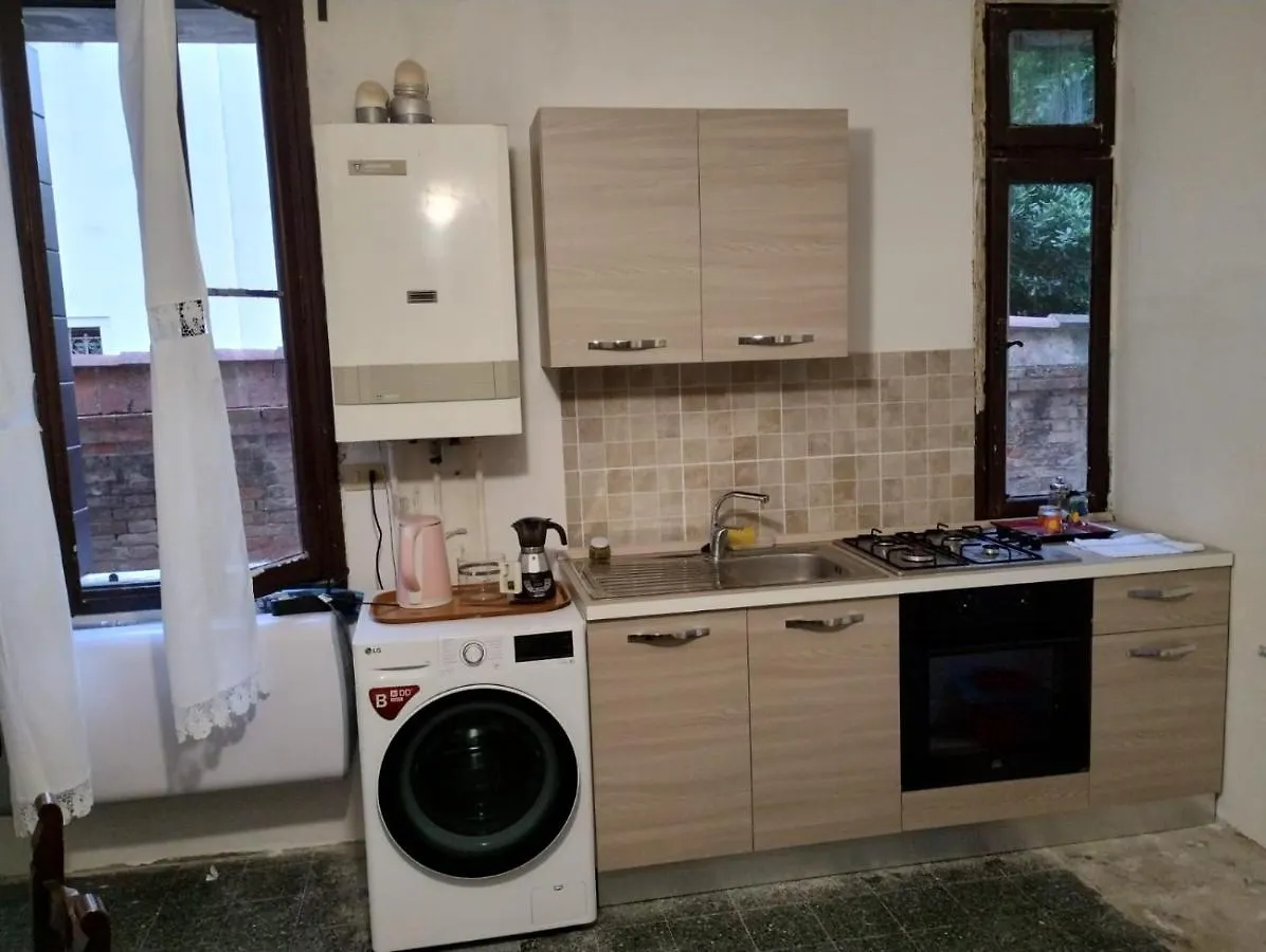 Zen Accommodation Grand Canal Venice Homestay